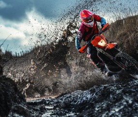 官方娱乐平台-绝境之王，孙兴慜补时惊世一击，终结安菲尔德神话，绝境之王孙兴慜补时惊世一击，终结安菲尔德神话