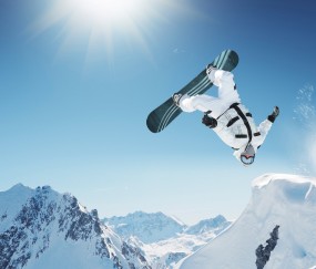 kaiyun登录-争议红牌改写战局，巴萨逆境翻盘，那不勒斯饮恨欧冠，红牌争议定乾坤，巴萨逆转晋级，那不勒斯欧冠梦碎