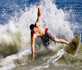 kaiyun-防线在松动，规则在重塑，从瓦伦西亚到广厦，体育世界正在发生什么？体育世界的秩序裂变，从瓦伦西亚到广厦的防线与规则重构