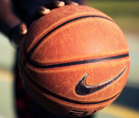 kaiyun登录-浓眉哥二十赛季光芒万丈，亚特兰大陷入狂欢！浓眉哥二十赛季炸裂表现点燃亚特兰大